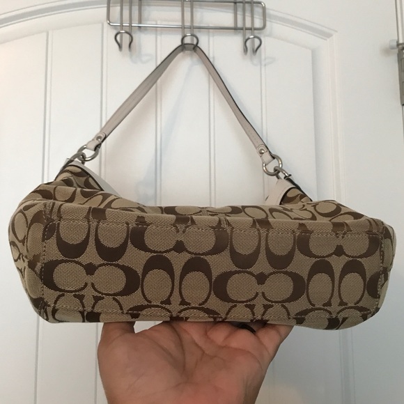 Coach Signature Jacquard and Leather Purse - Picture 3 of 6